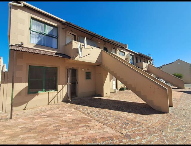 2 BEDROOM APARTMENT FOR SALE IN SUNRIDGE